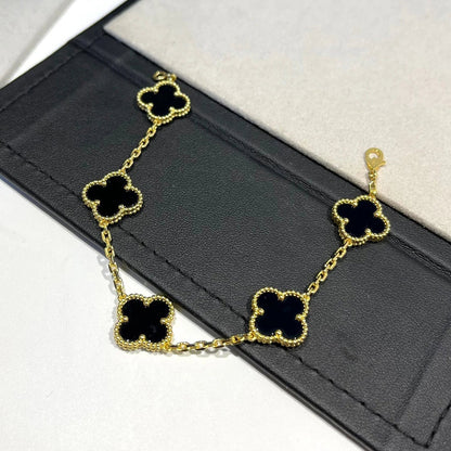 [NOBLE AURA] CLOVER 5 MOTIF ONYXS BRACELET COLLECTION
