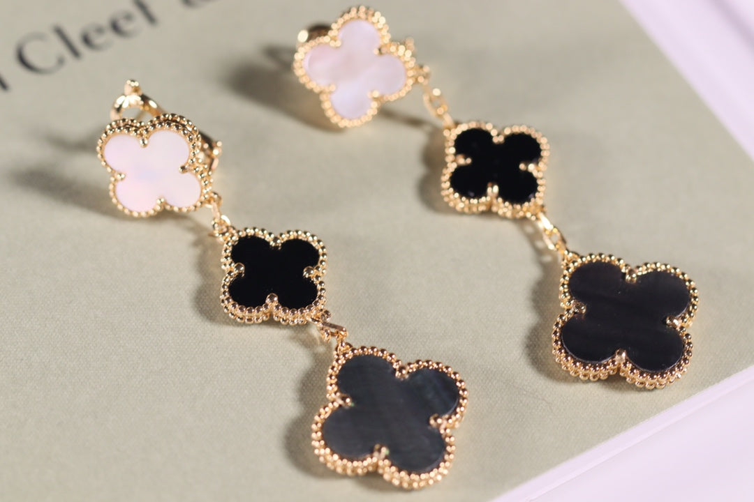 [NOBLE AURA]CLOVER EARRINGS GOLD ONYX MOP 3 MOTIF