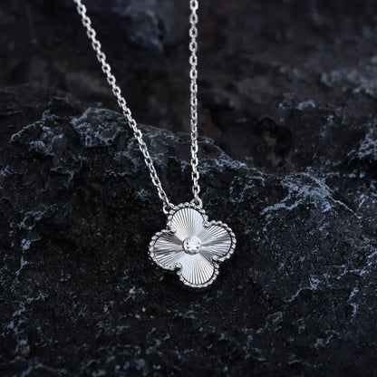 [NOBLE AURA]CLOVER  15MM DIAMOND LASER NECKLACE SILVER