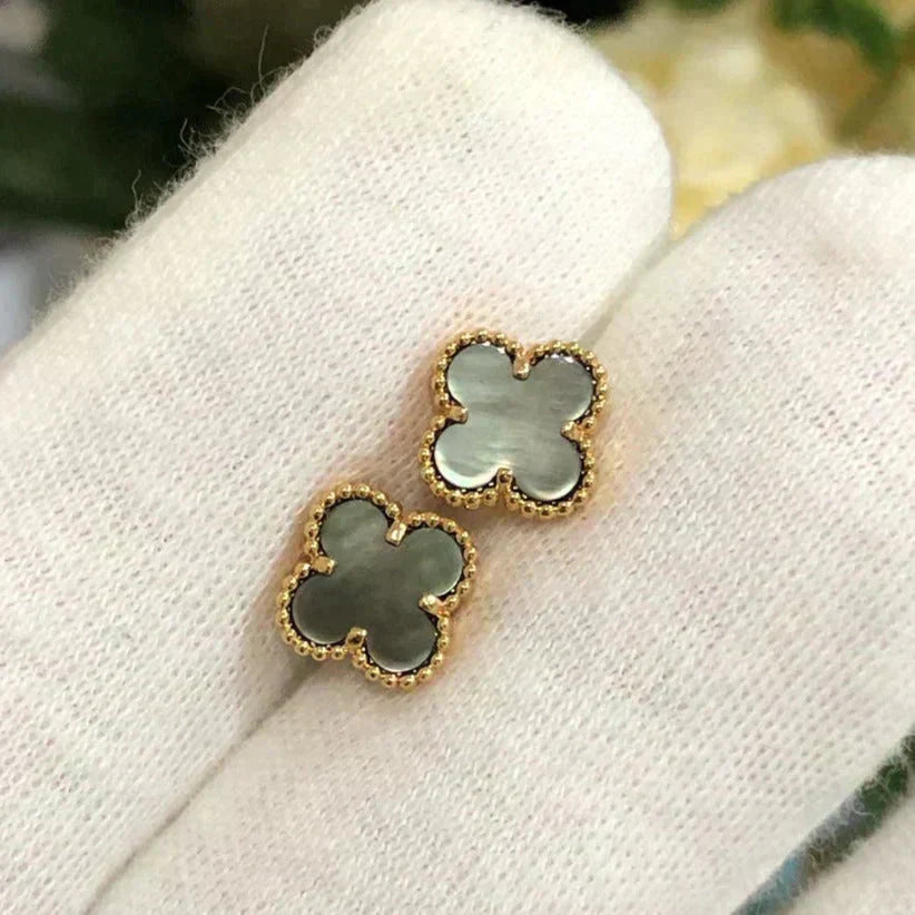 [NOBLE AURA]CLOVER MINI 9.5MM GRAY MOP EARRINGS