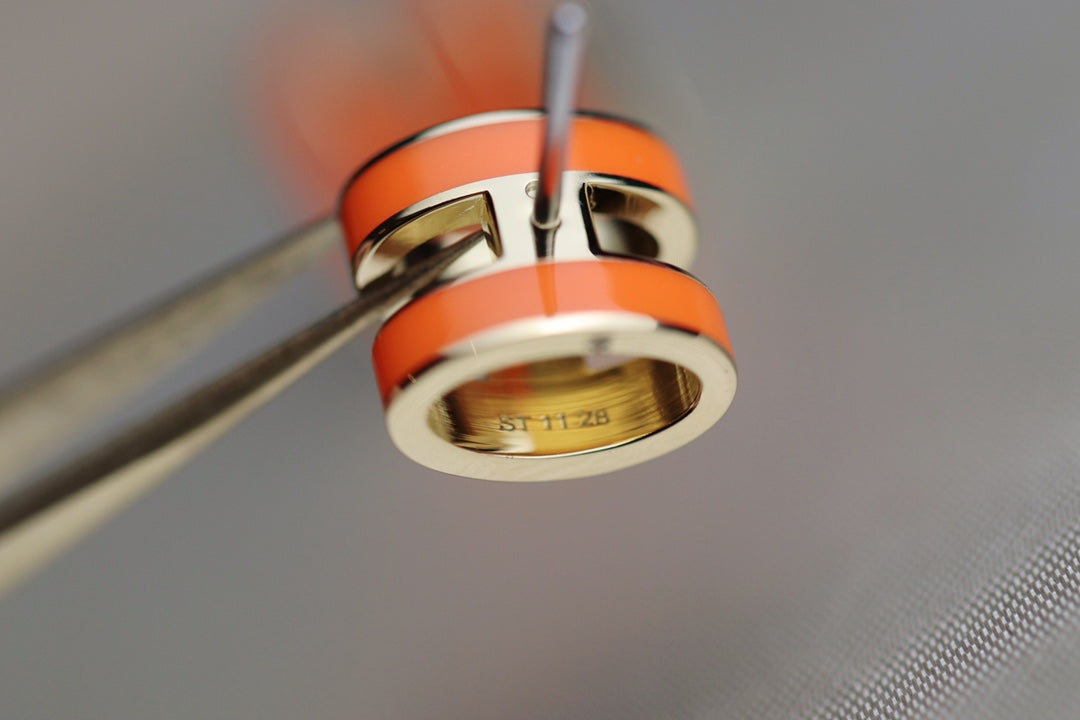 [NOBLE AURA]MINI POP H EARRINGS ORANGE