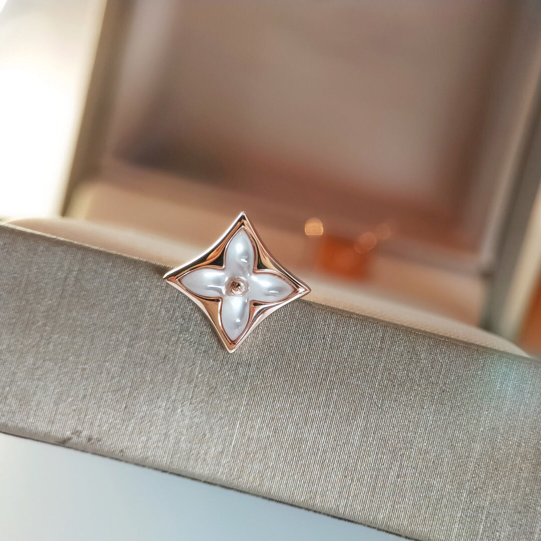 [NOBLE AURA]STAR MOP PINK GOLD EARRINGS