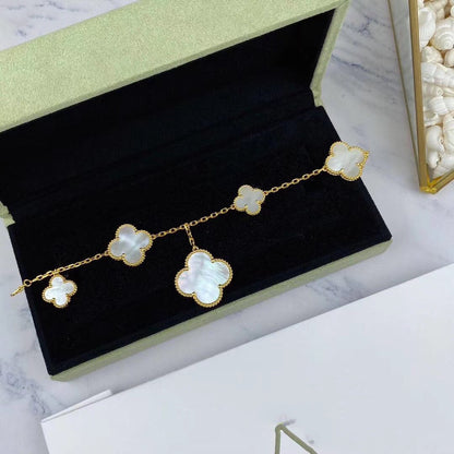 [NOBLE AURA]MAGIC CLOVER MOP GOLD BRACELET 5 MOTIFS