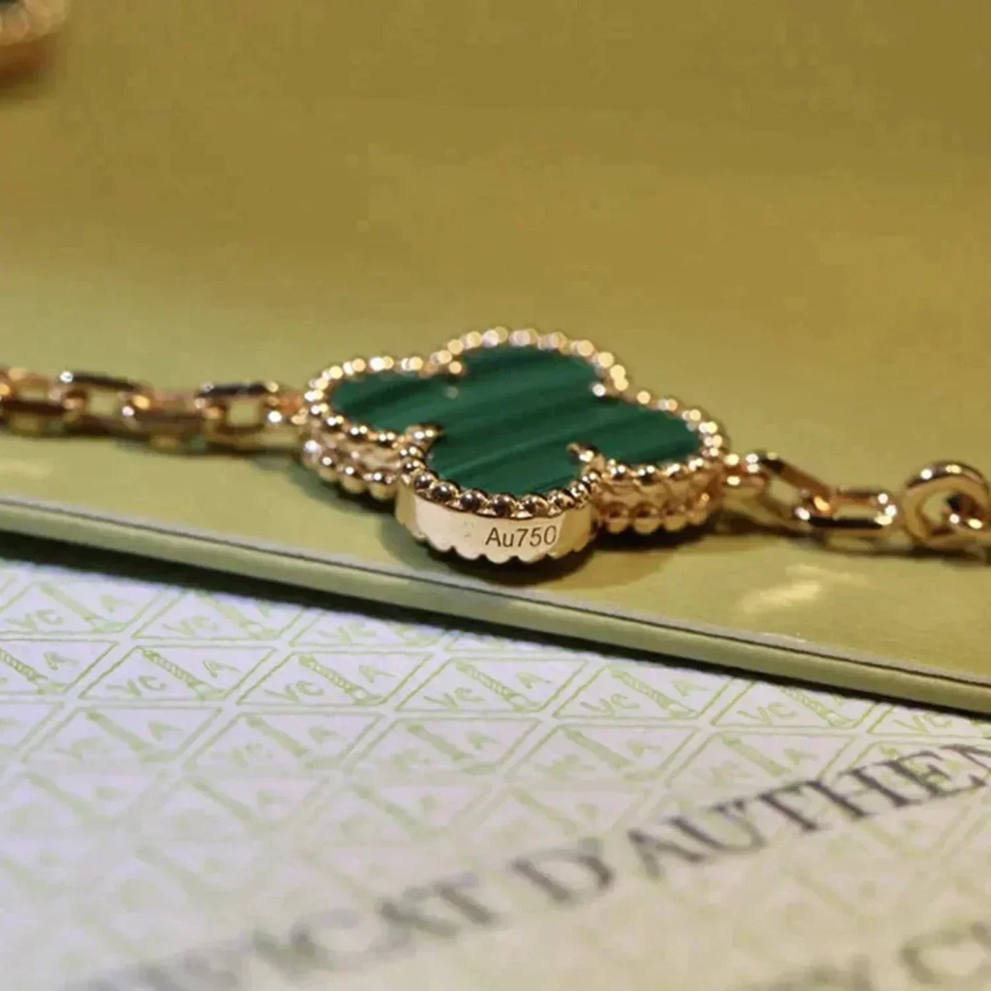 [NOBLE AURA] CLOVER 5 MOTIF MALACHITE BRACELET COLLECTION