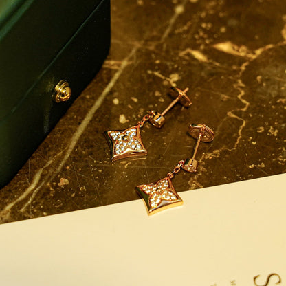 [NOBLE AURA]STAR DIAMONDS EARRINGS GOLD