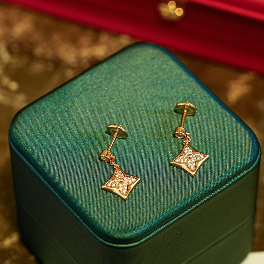 [NOBLE AURA]STAR DIAMONDS EARRINGS GOLD