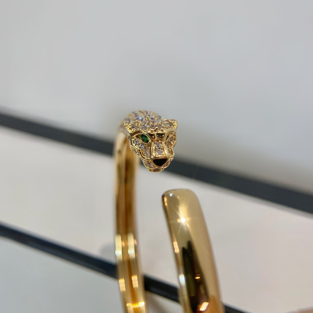 [NOBLE AURA]PANTHERE GOLD DIAMOND OPEN BRACELET