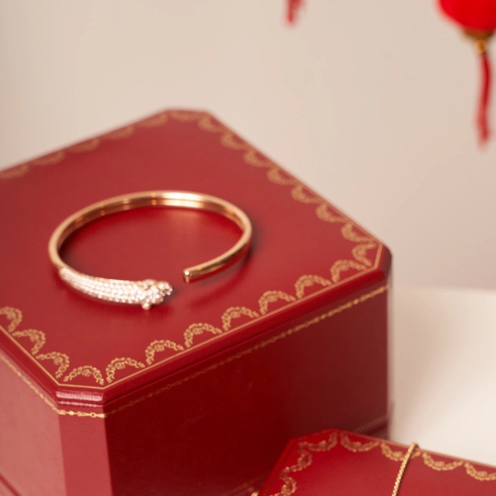 [NOBLE AURA]PANTHERE ROSE GOLD DIAMOND OPEN BRACELET