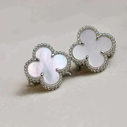 [NOBLE AURA]CLOVER MEDIUM 1 MOTIFS  WHITE MOP EARRINGS SILVER