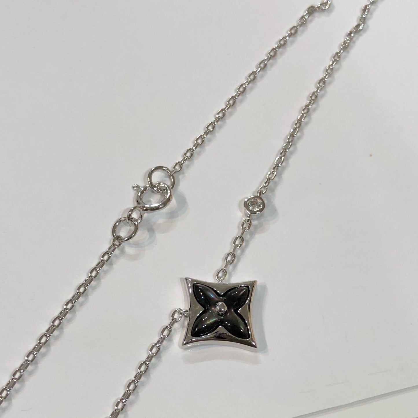 [NOBLE AURA]STAR BLACK MOP NECKLACE