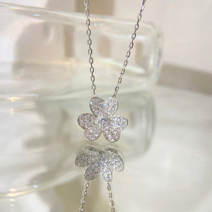 [NOBLE AURA]FLOWER DIAMOND NECKLACE