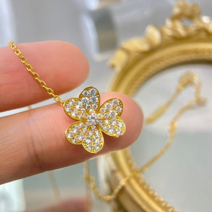 [NOBLE AURA]FLOWER DIAMOND NECKLACE