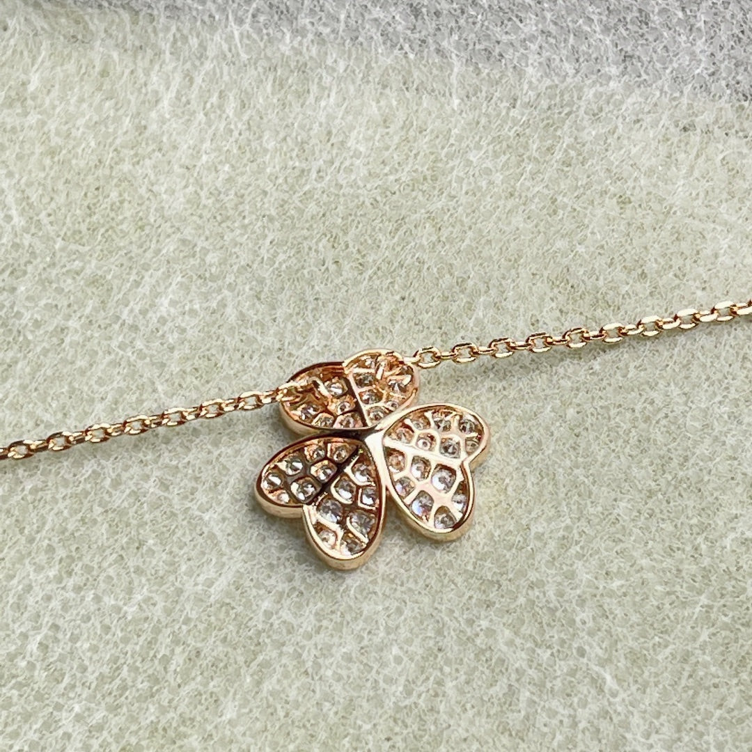 [NOBLE AURA]FLOWER DIAMOND NECKLACE