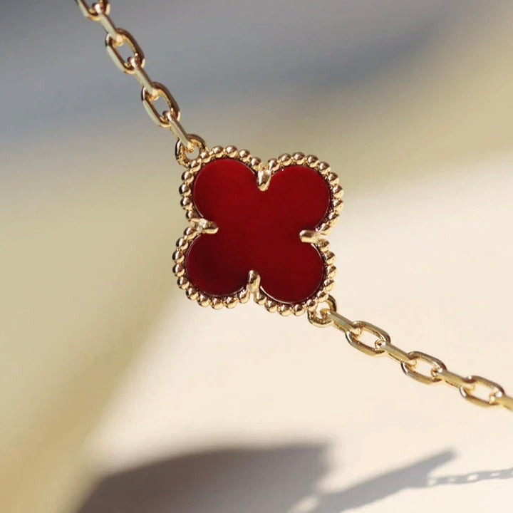 [NOBLE AURA]CLOVER 20 MOTIFS CARNELIAN NECKLACE