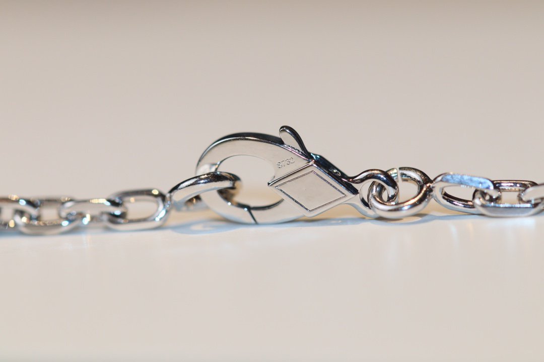 [NOBLE AURA]CLOVER 20 MOTIFS ONYX DIAMOND SILVER