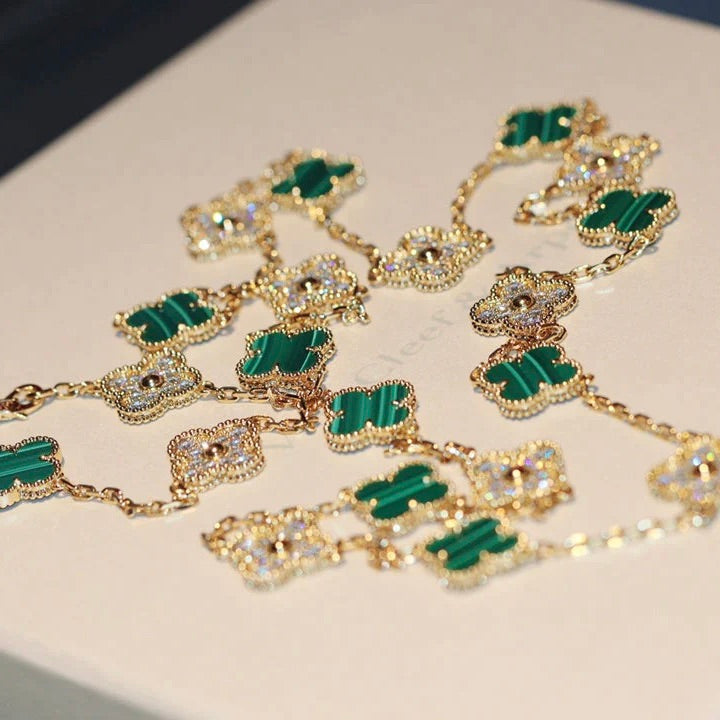 [NOBLE AURA]CLOVER 20 MOTIFS MALACHITE DIAMOND NECKLACE