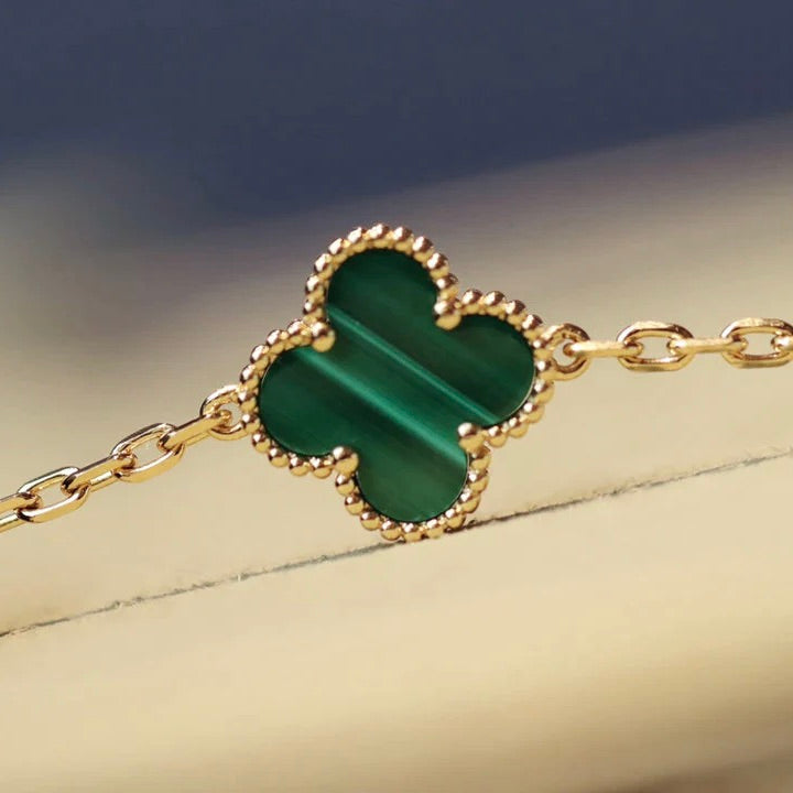 [NOBLE AURA]CLOVER 20 MOTIFS MALACHITE DIAMOND NECKLACE