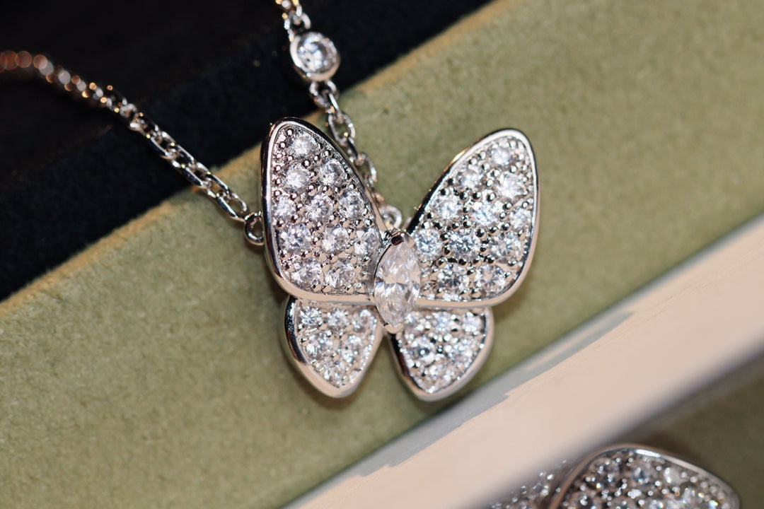 [NOBLE AURA]BUTTERFLY DIAMOND NECKLACE