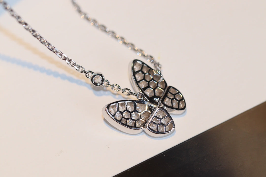 [NOBLE AURA]BUTTERFLY DIAMOND NECKLACE