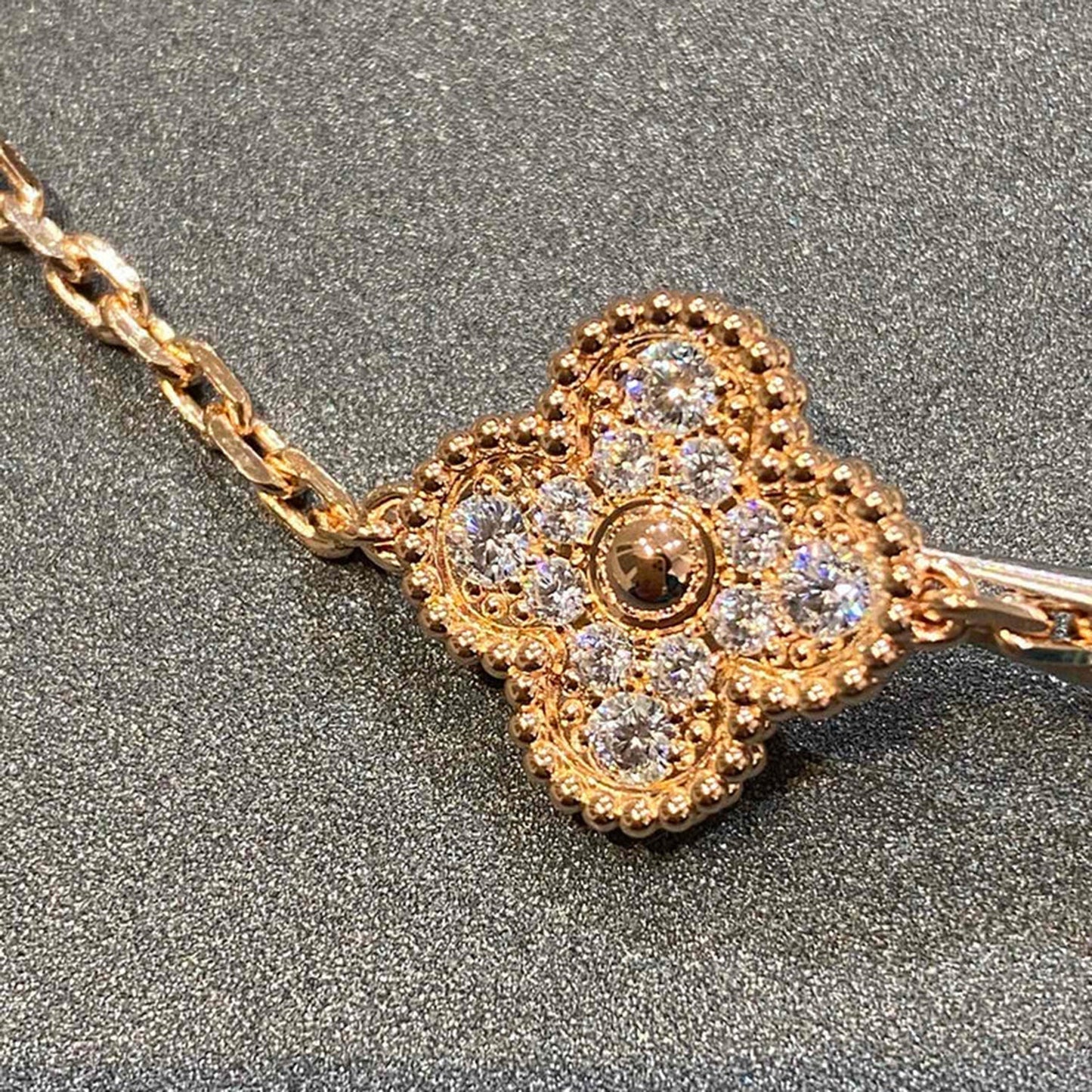 [NOBLE AURA]CLOVER 5 MOTIFS  FULL DIAMOND BRACELET