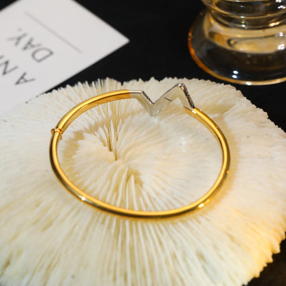 [NOBLE AURA]VOLTE UPSITE DOWN GOLD DIAMOND BRACELET