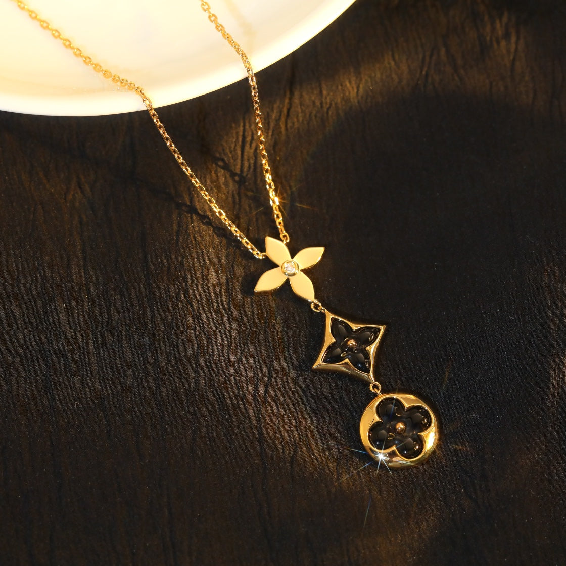 [NOBLE AURA]STAR AND SUN ONYX PINK GOLD NECKLACE