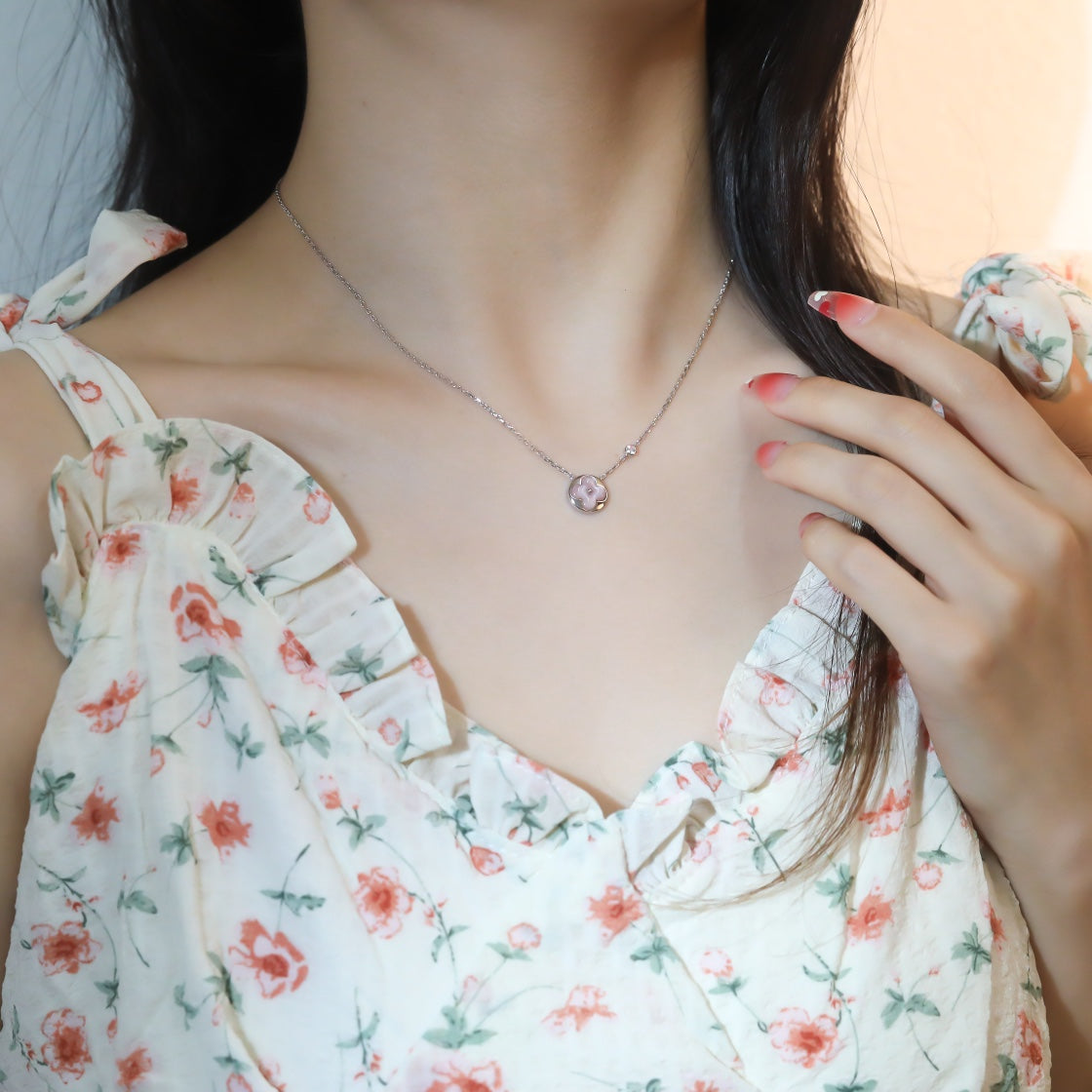 [NOBLE AURA]SUN PEDANT PINK GOLD 1 DIAMOND NECKLACE