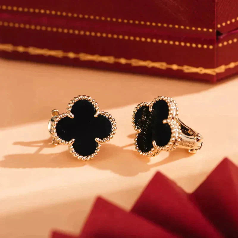 [NOBLE AURA]CLOVER MEDIUM 1 MOTIFS  ONYX STUD EARRINGS