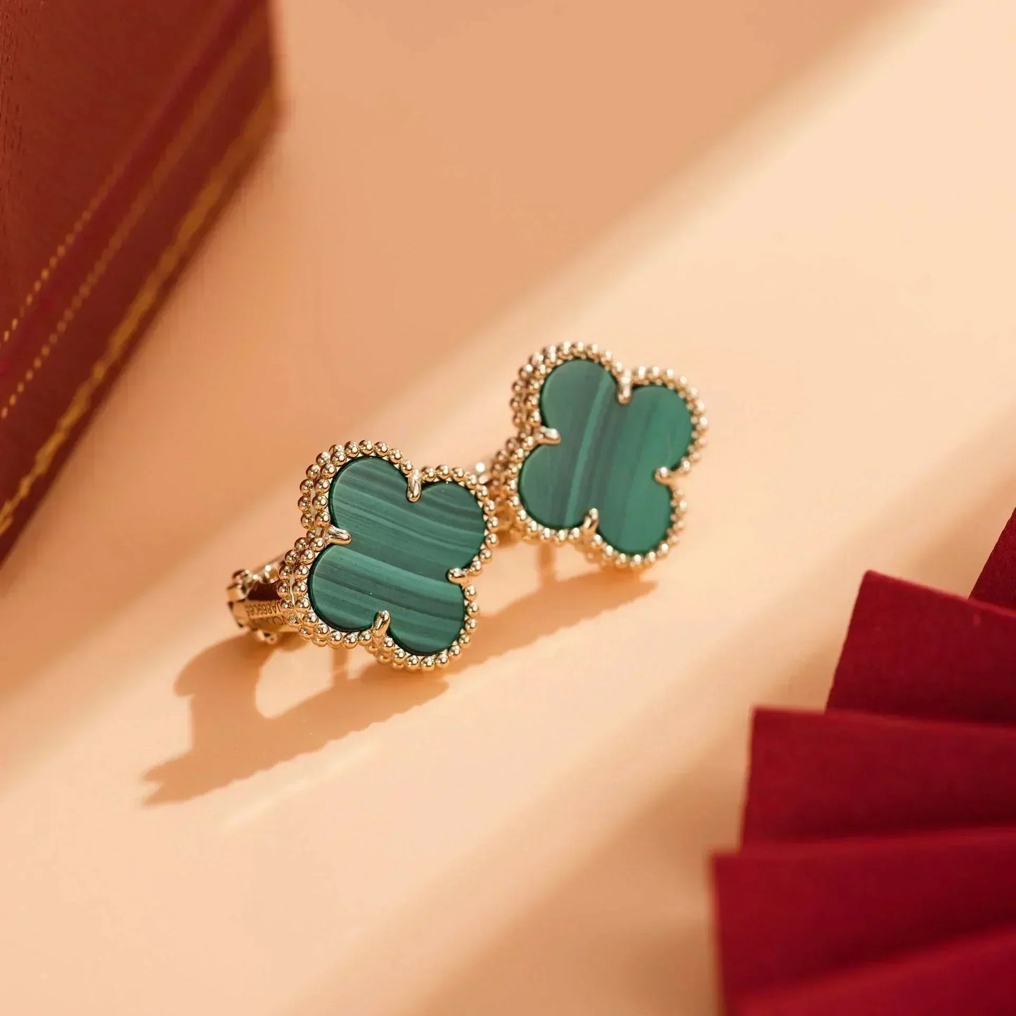 [NOBLE AURA]CLOVER MEDIUM 1 MOTIFS MALACHITE  EARRINGS