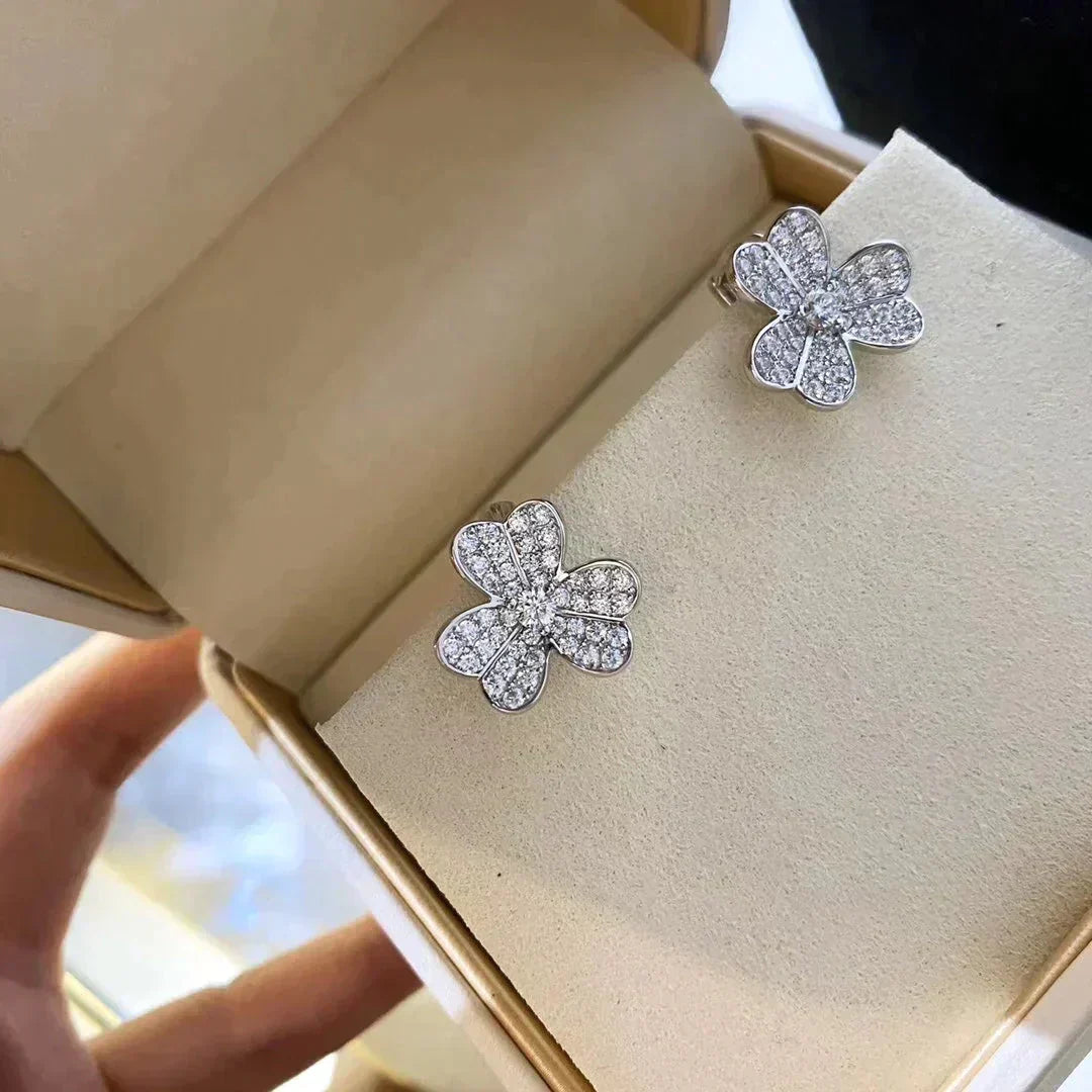 [NOBLE AURA]CLOVER COMOS DIAMOND EARRINGS SILVER