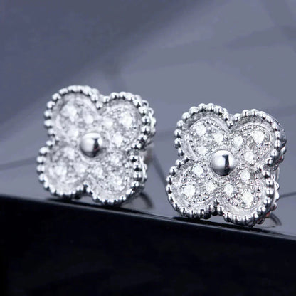 [NOBLE AURA]CLOVER 1 MOTIFS DIAMOND STUD EARRINGS SILVER