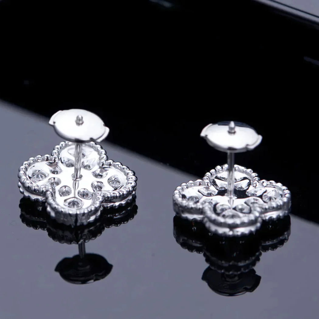 [NOBLE AURA]CLOVER 1 MOTIFS DIAMOND STUD EARRINGS SILVER