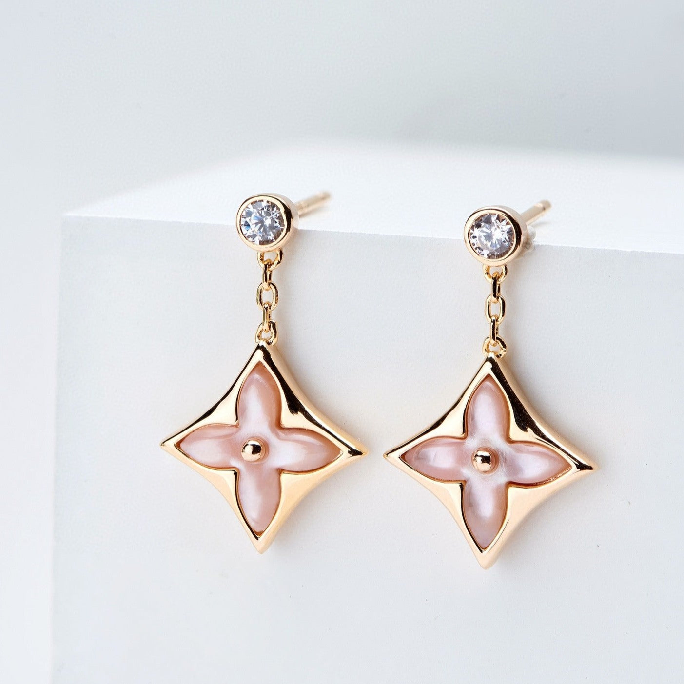[NOBLE AURA]DOUBLE STAR PINK GOLD MOP DROP EARRINGS