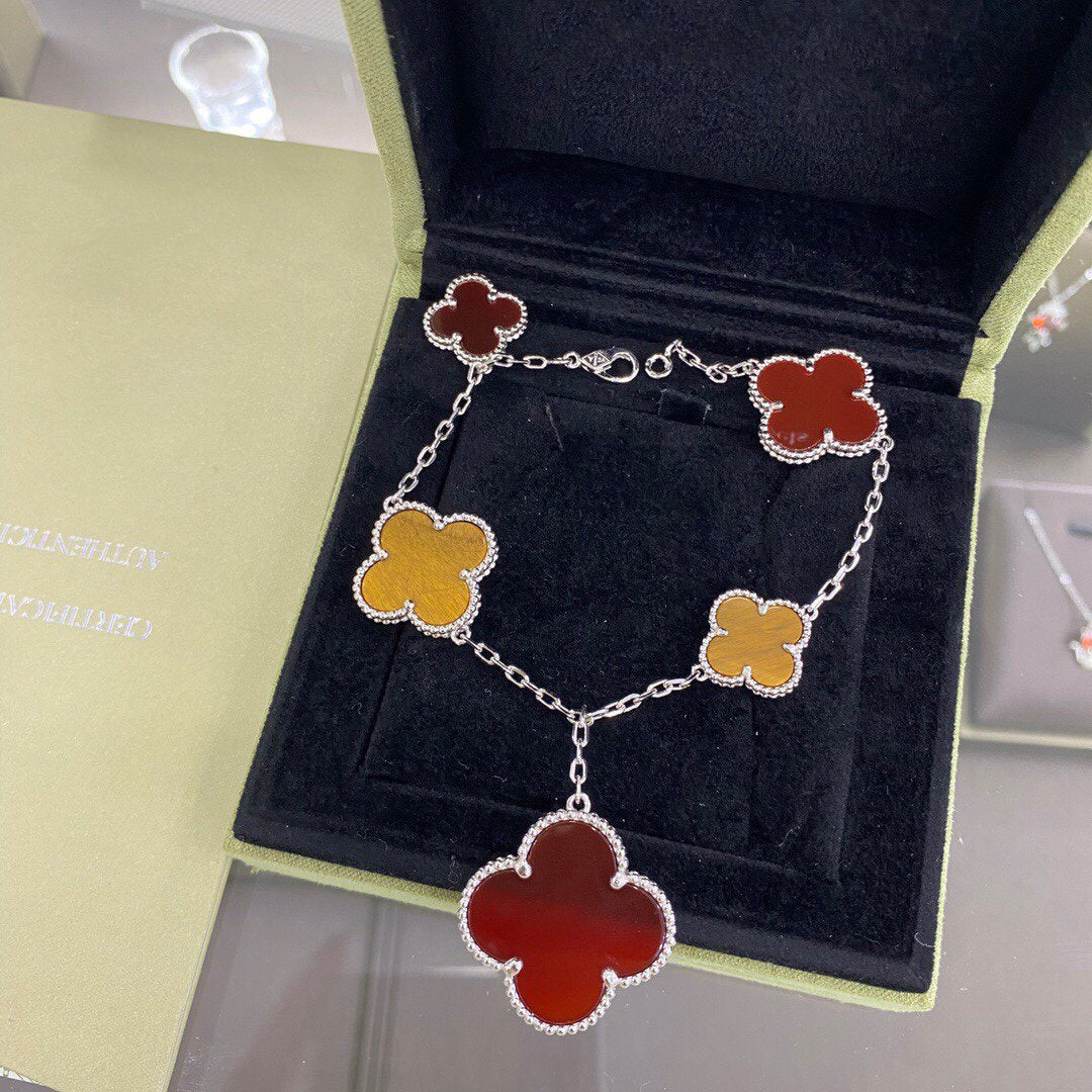 [NOBLE AURA]CLOVER 5 MOTIFS SIVLER CARNELIAN TIGER EYE BRACELET