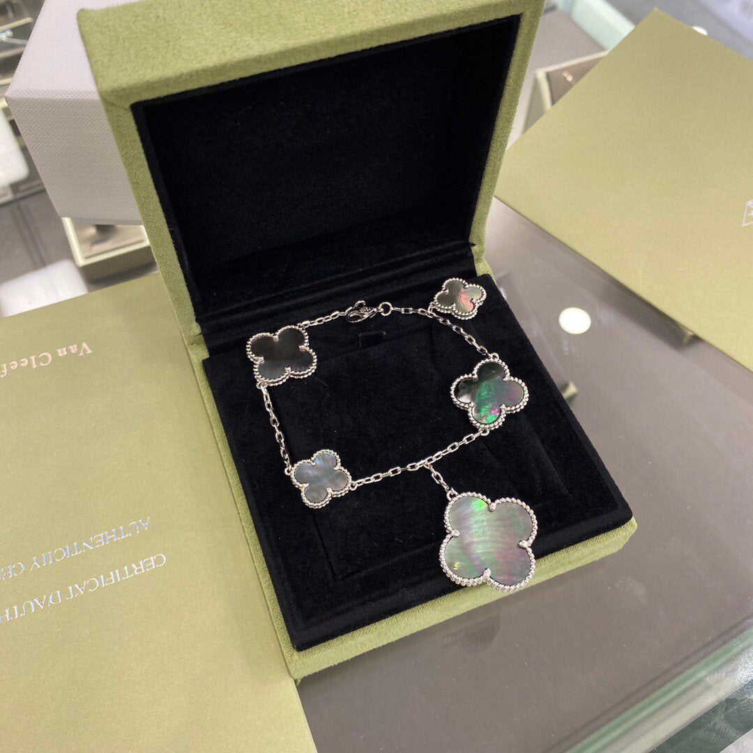 [NOBLE AURA]CLOVER 5 MOTIFS SIVLER DARK MOP BRACELET