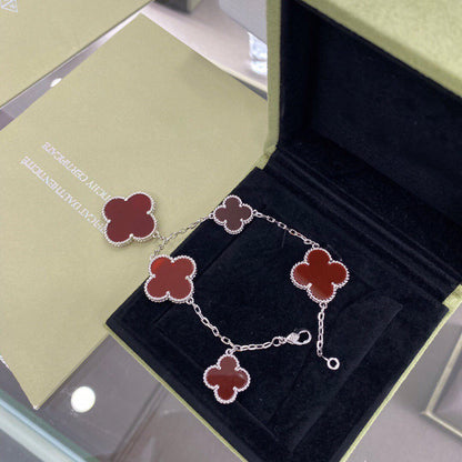 [NOBLE AURA]CLOVER 5 MOTIFS SIVLER CARNELIAN BRACELET