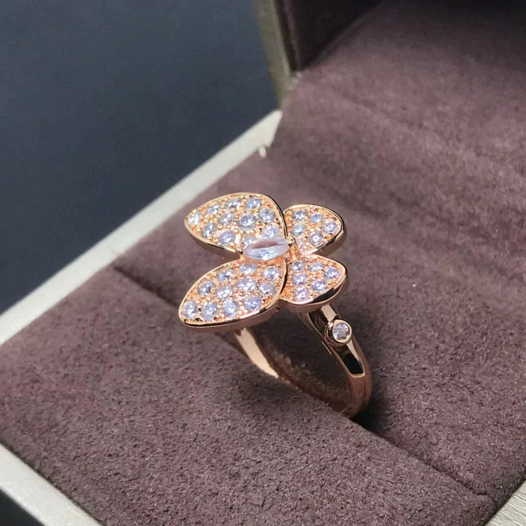 [NOBLE AURA]BUTTERFLY PINK GOLD DIAMOND RING