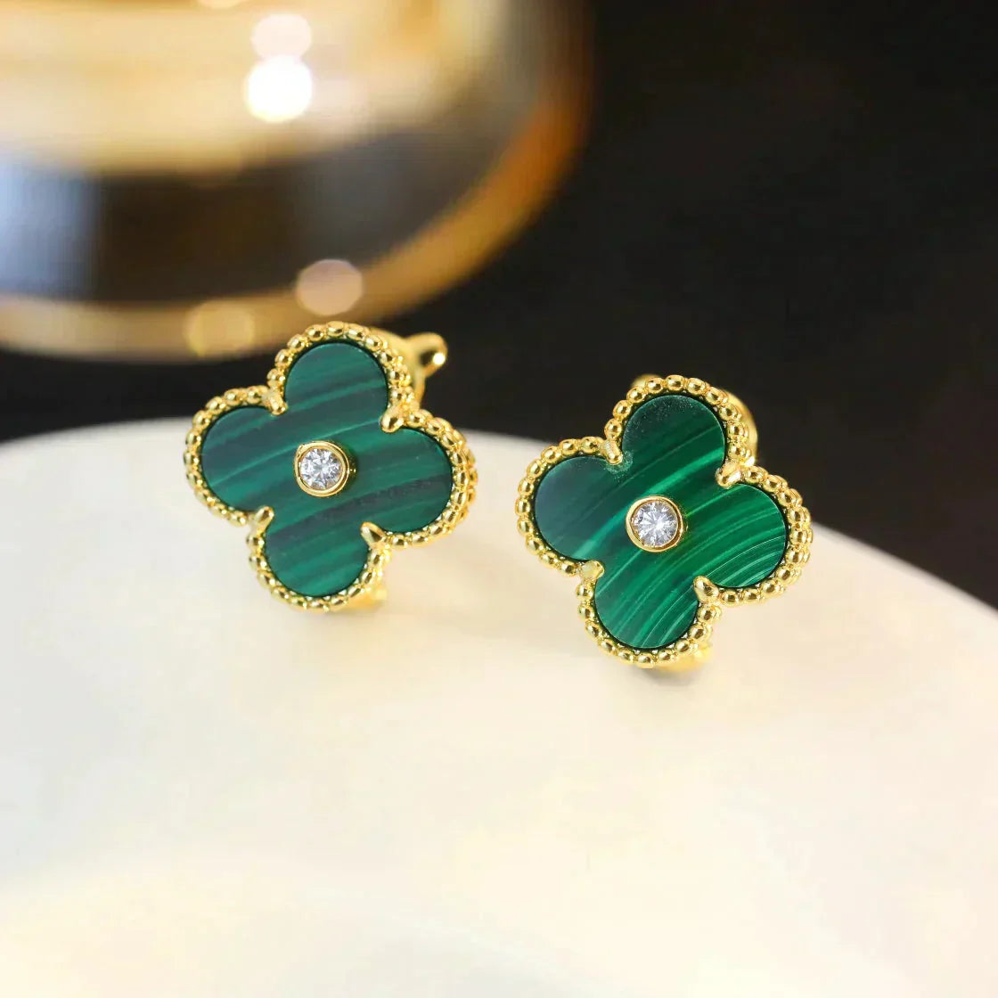 [NOBLE AURA]CLOVER MEDIUM 1 MOTIFS MALACHITE DIAMOND EARRINGS
