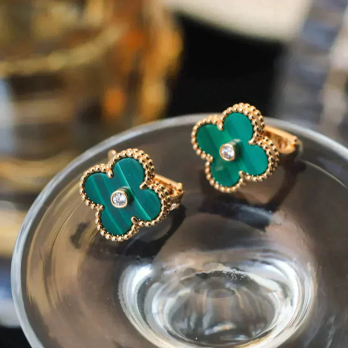 [NOBLE AURA]CLOVER MEDIUM 1 MOTIFS MALACHITE DIAMOND EARRINGS