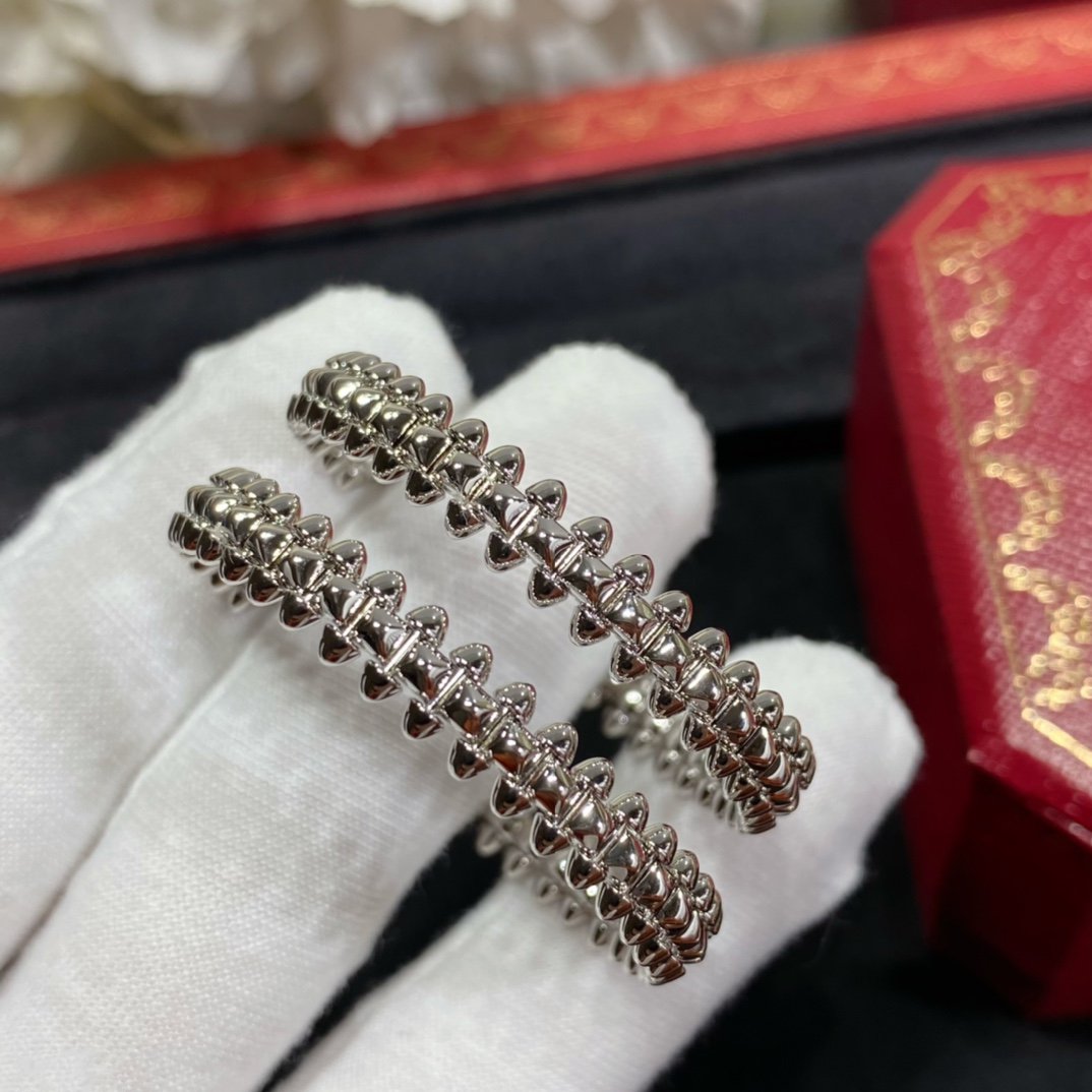 [NOBLE AURA]CLASH LARGE HOOP EARRINGS