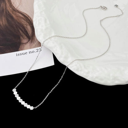 [NOBLE AURA]BEE MY LOVE DIAMOND NECKLACE