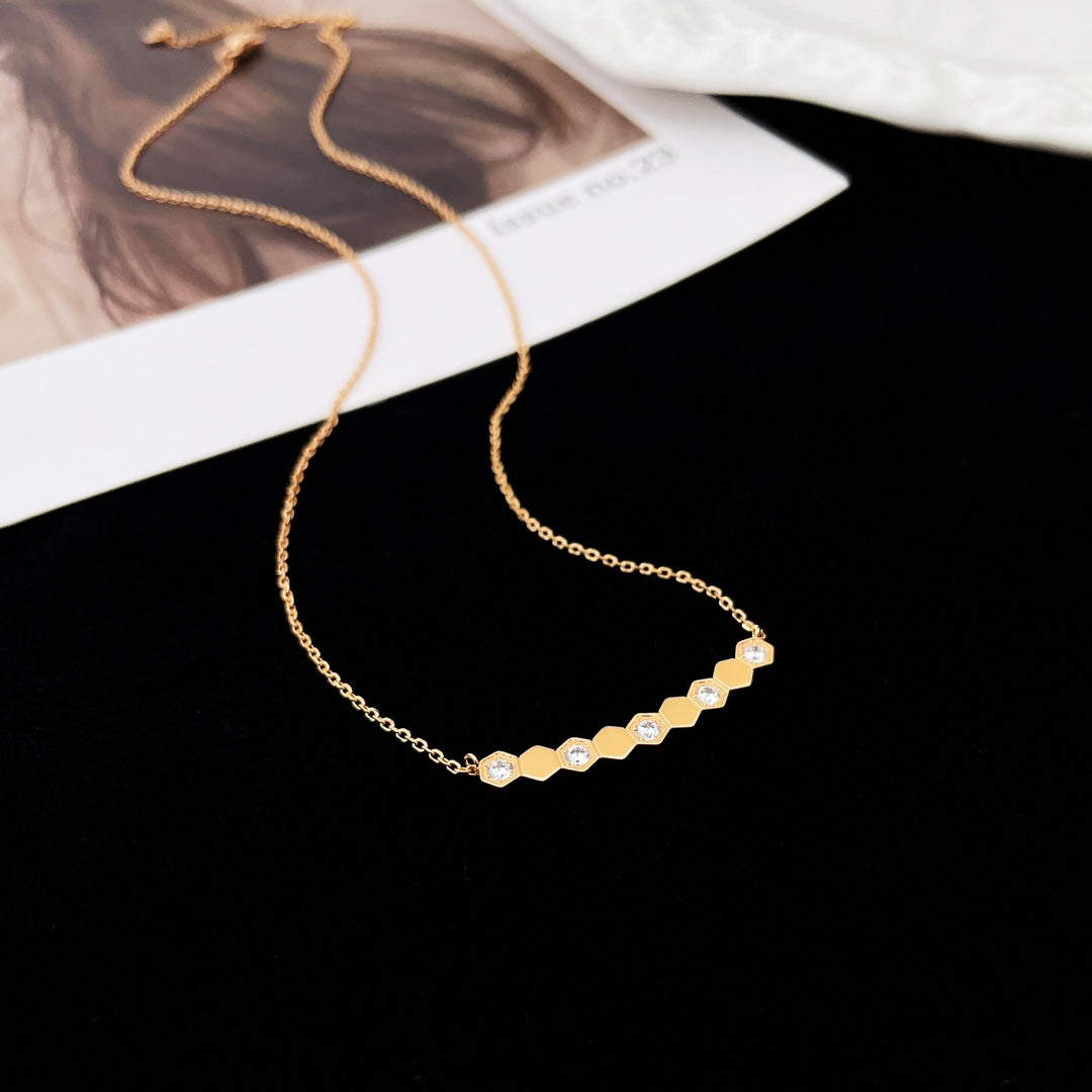 [NOBLE AURA]BEE MY LOVE DIAMOND NECKLACE