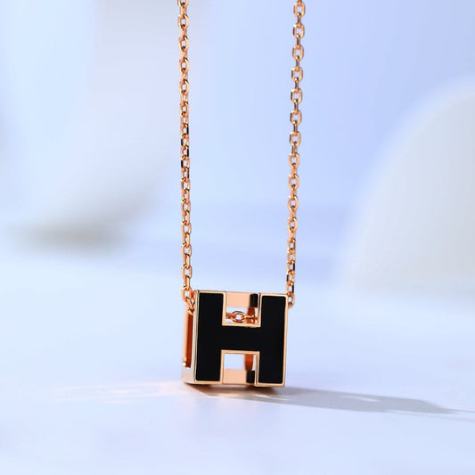 [NOBLE AURA]H CAGE PINK GOLD NECKLACE