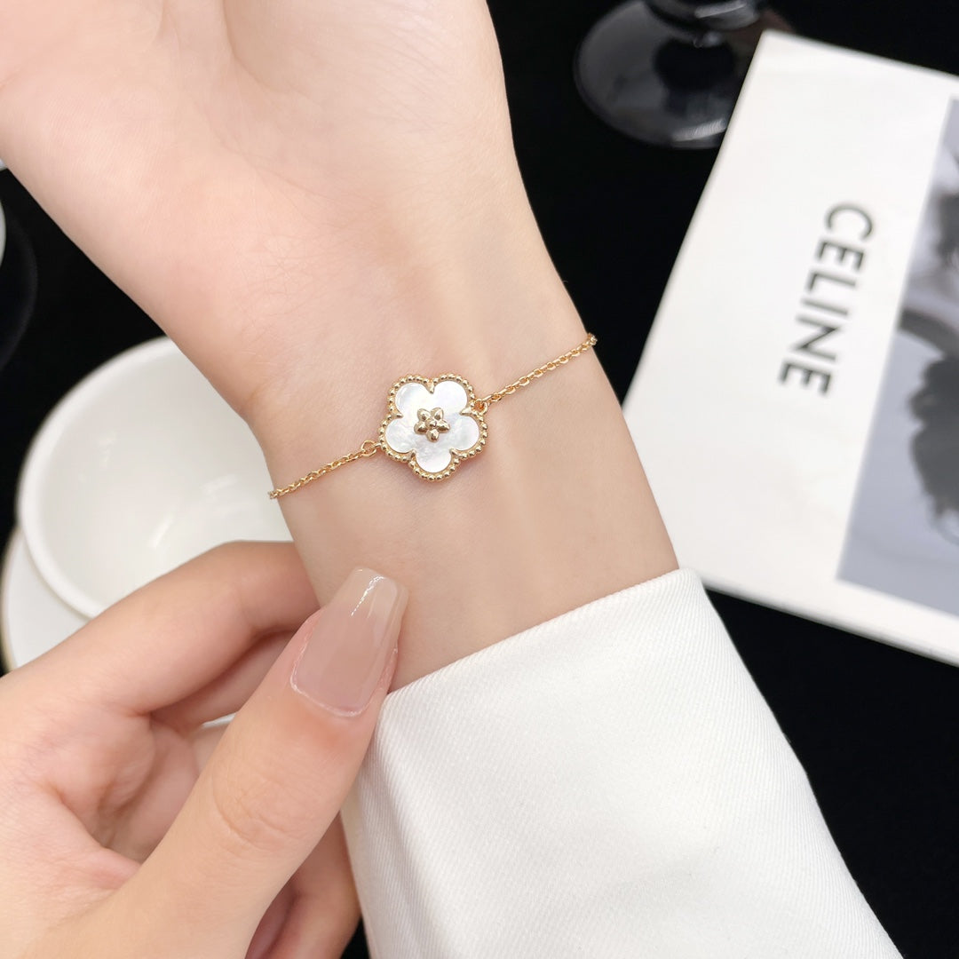 [NOBLE AURA]LUCKY SPRING ROSE GOLD MOP BRACELET