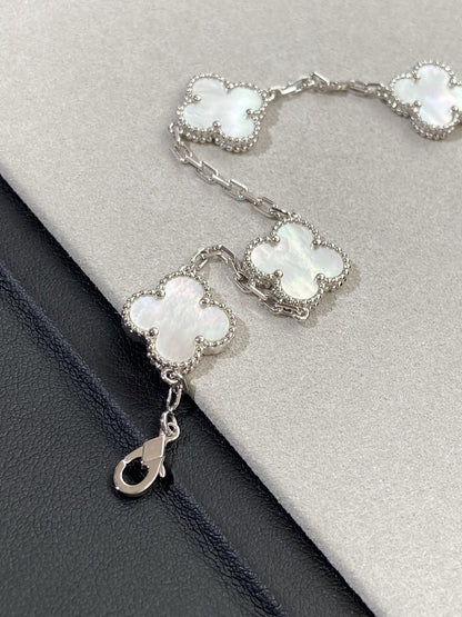 [NOBLE AURA]CLOVER WHITE PEARL MOP 5 MOTIF BRACELET COLLECTION