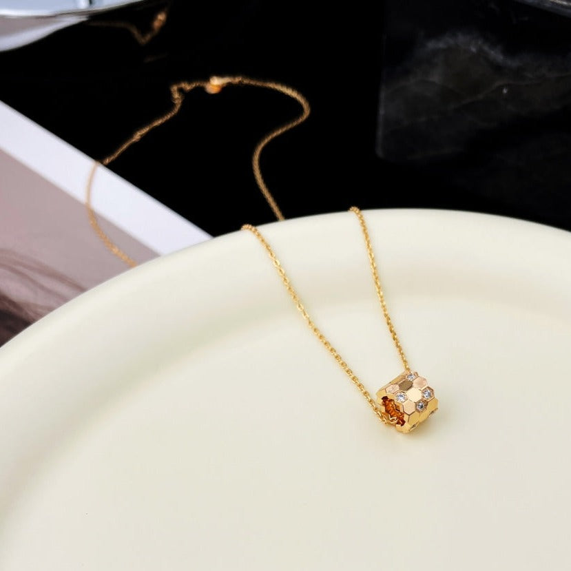 [NOBLE AURA]BEE MINI PEDANT DIAMOND NECKLACE