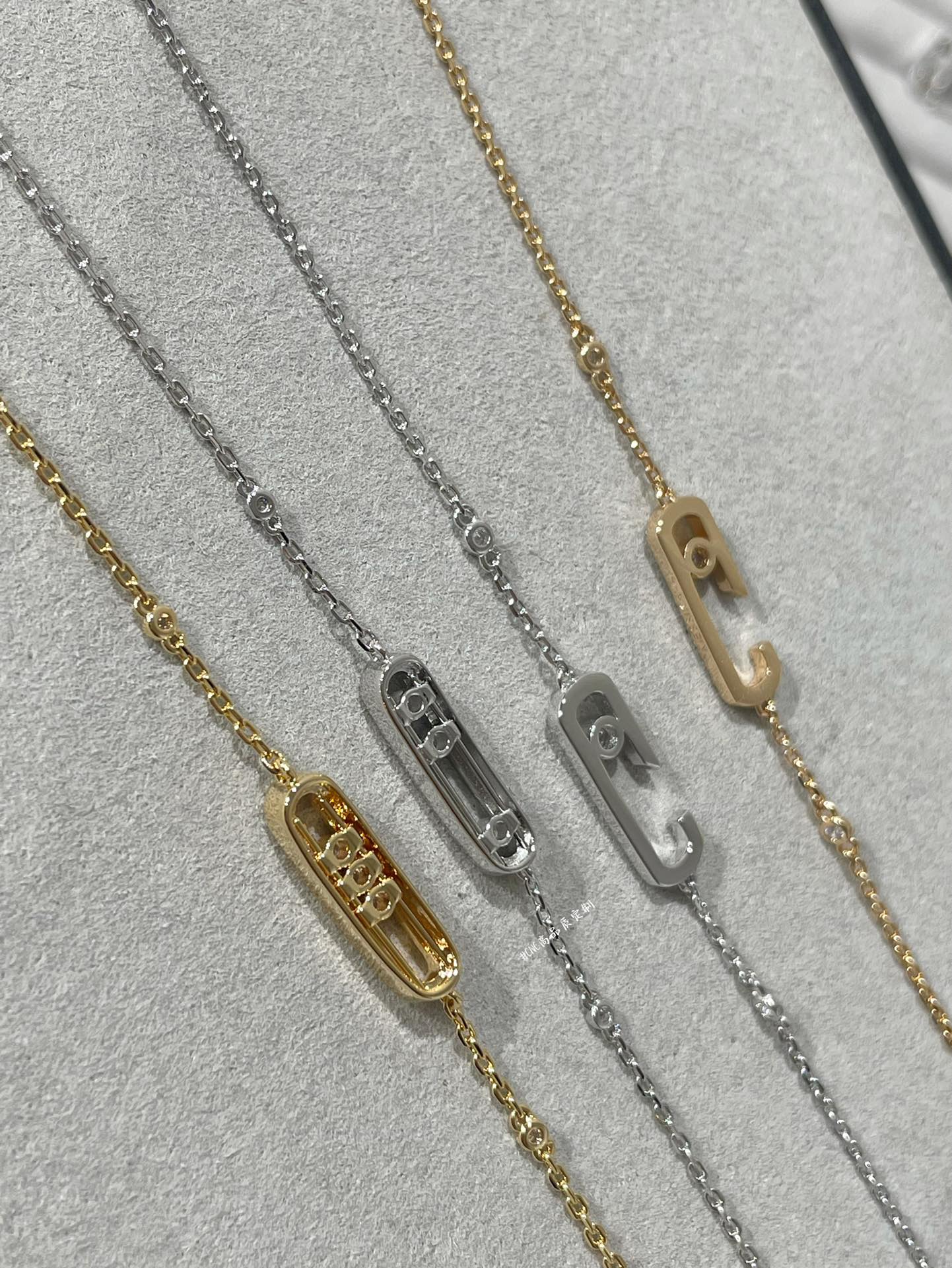 [NOBLE AURA]BABY MOVE DIAMOND BRACELET