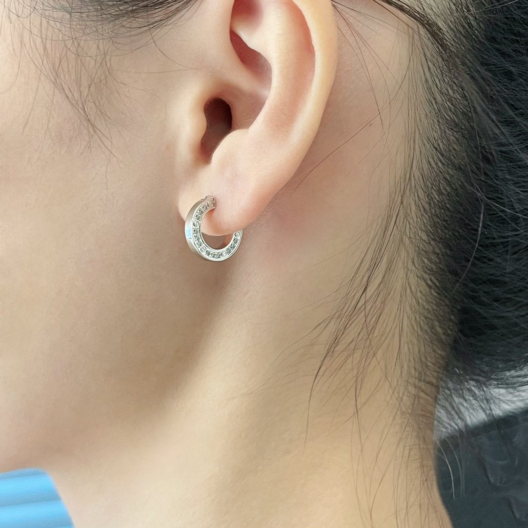 [NOBLE AURA]LOVE DIAMOND EARRINGS