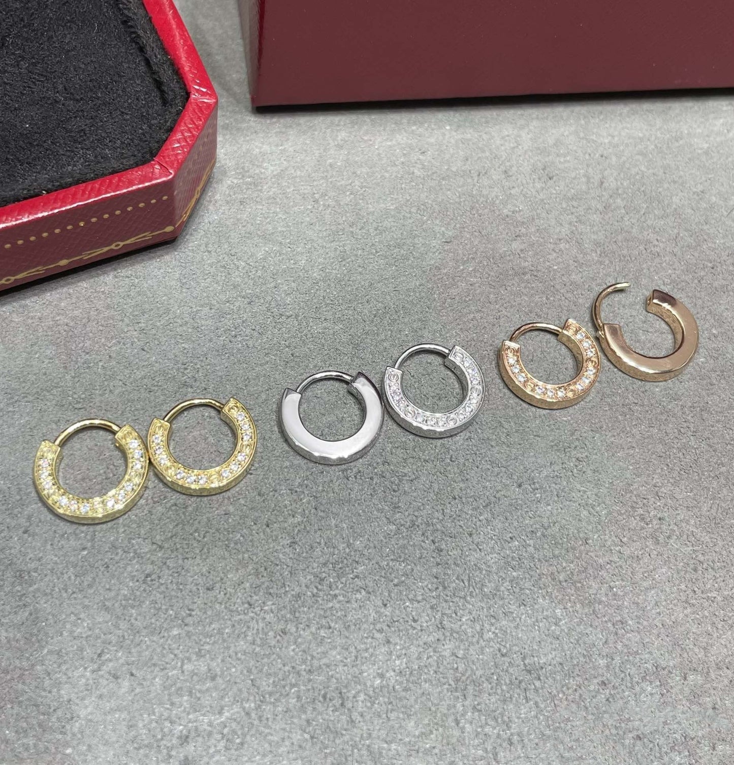 [NOBLE AURA]LOVE DIAMOND EARRINGS