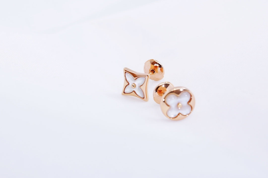 [NOBLE AURA]STAR AND SUN PINK GOLD MOP STUD EARRINGS